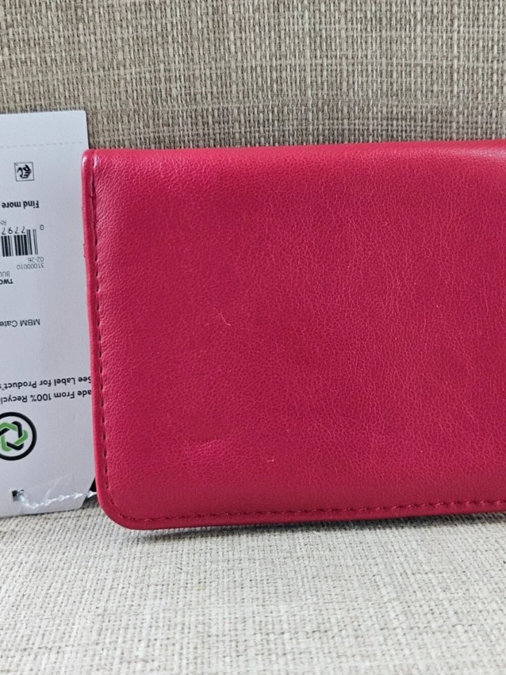 Time And Tru Women Wallet Cardholder Red Faux Leather Vegan Bifold Purse NWT - Picture 2 of 12